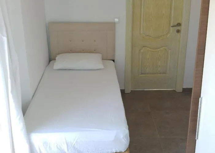 Sea View Flower Vilă