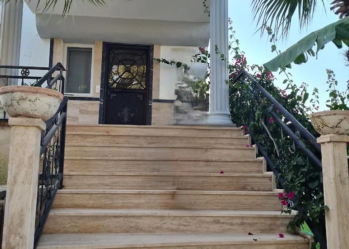 Sea View Flower Villa