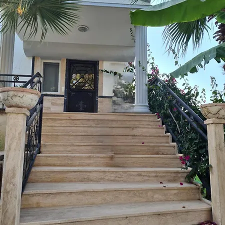 Sea View Flower Villa